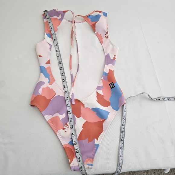 Jolyn x Eryn Krouse Leilani One Piece Surf Swimsuit Size S Open Back UPF 50+ - Picture 12 of 12
